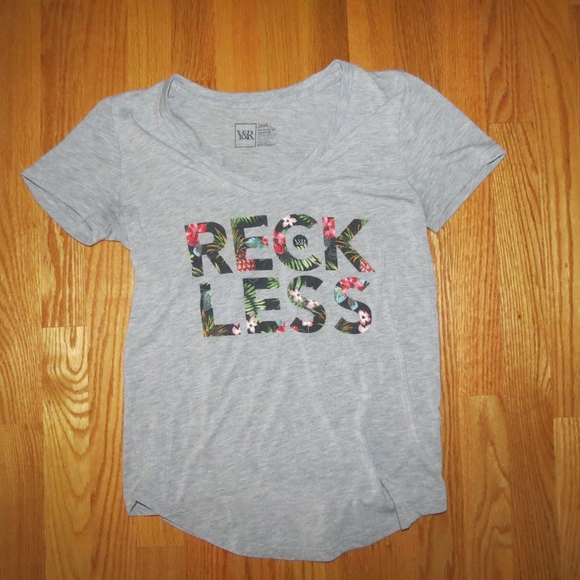 gray tshirt - Picture 1 of 1